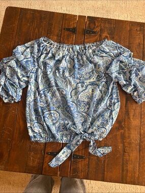 CeCe Blue Paisley Off-Shoulder Tie-Front Crop Top